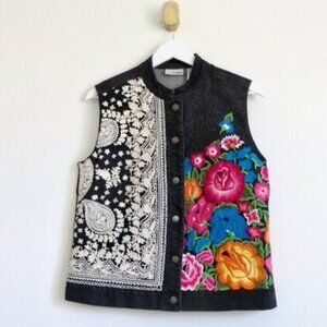 NEW! Chico's Platinum Denim Vest Embroidered Floral Vibrant Colors SZ M